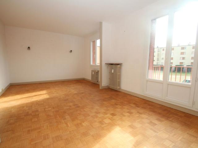 Location Appartement 3 pièces 73m² DECIZE 58300