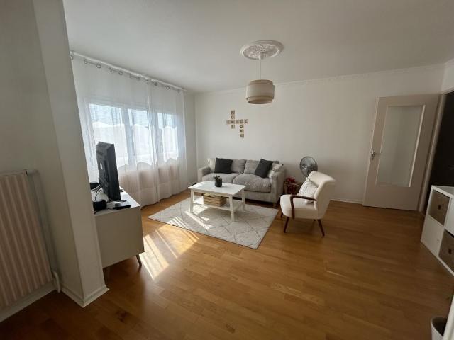 Location Appartement 3 pièces 73m² LE CREUSOT 71200