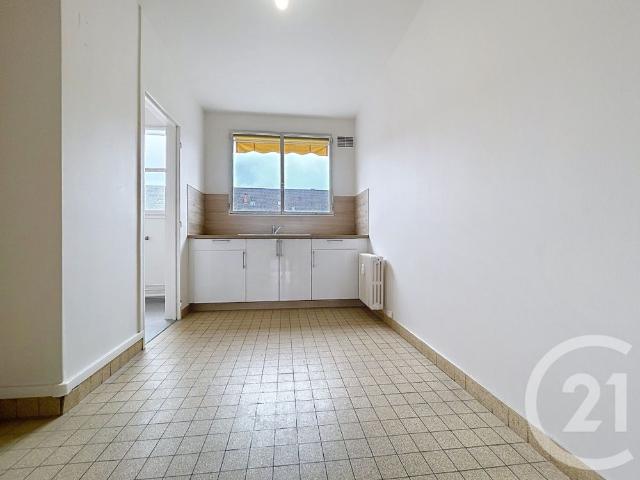 Location Appartement 3 pièces 73m² TROYES 10000