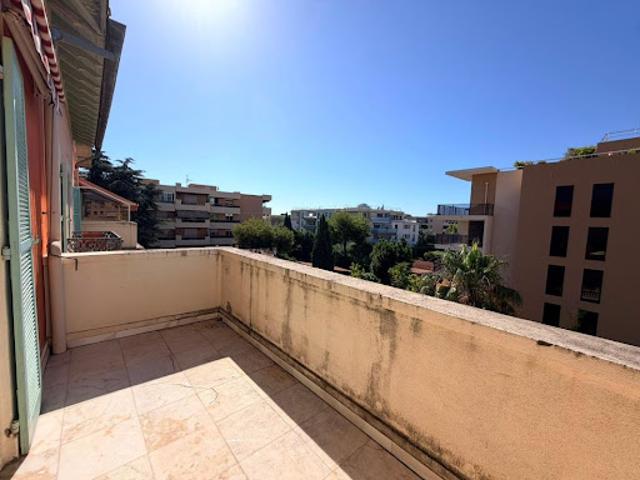 Location Appartement 3 pièces 70.67 m2 Cagnes sur Mer