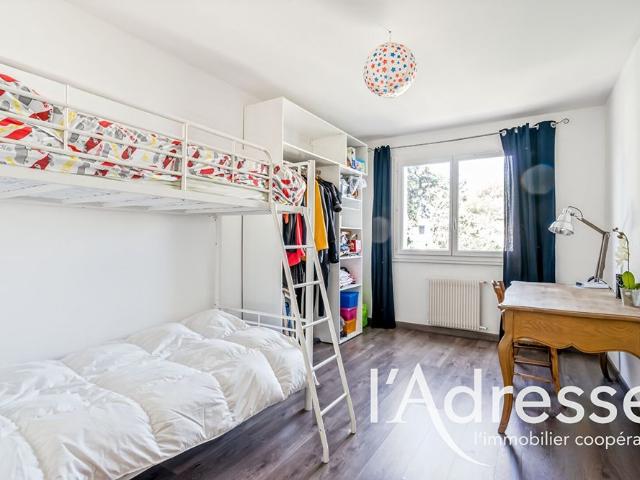 Location appartement 3 pièces, 70.00m², La Ciotat