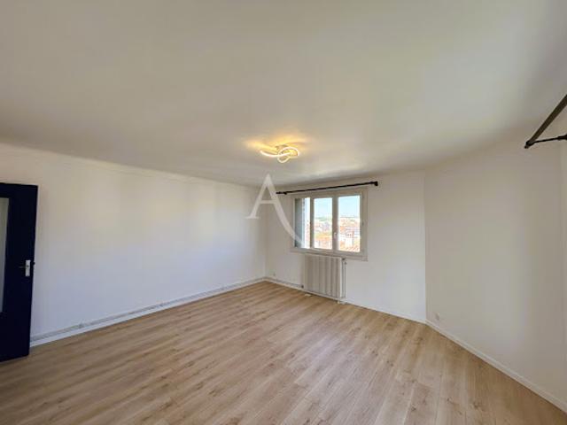 Location Appartement 3 pièces 70.31 m2 Perpignan