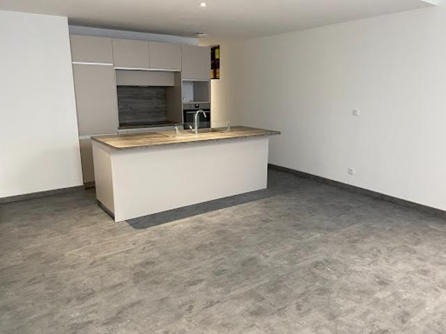 Location Appartement 3 pièces 70.3 m2 Romans sur isere