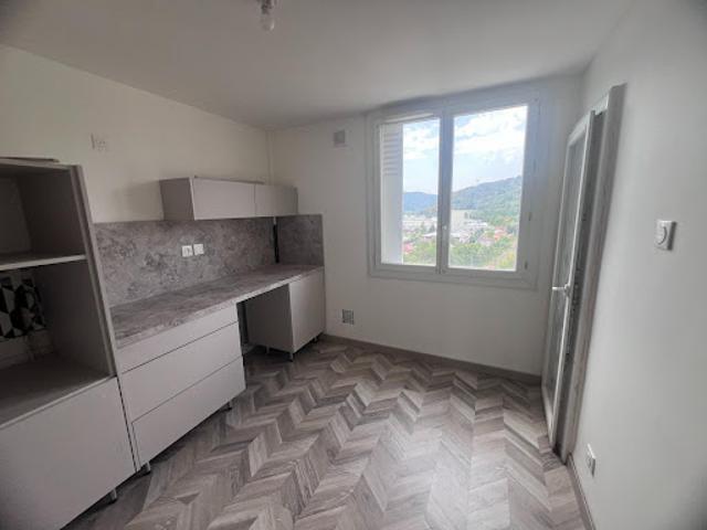 Location Appartement 3 pièces 70 m2 Vienne