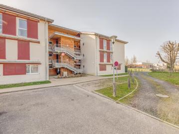 Location Appartement 3 pièces 70 m2 Balan