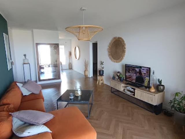 Location Appartement 3 pièces 70 m2 Bastia