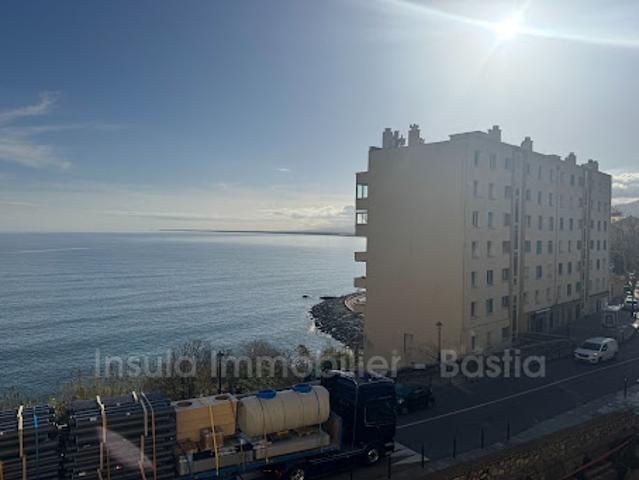 Location Appartement 3 pièces 70 m2 Bastia