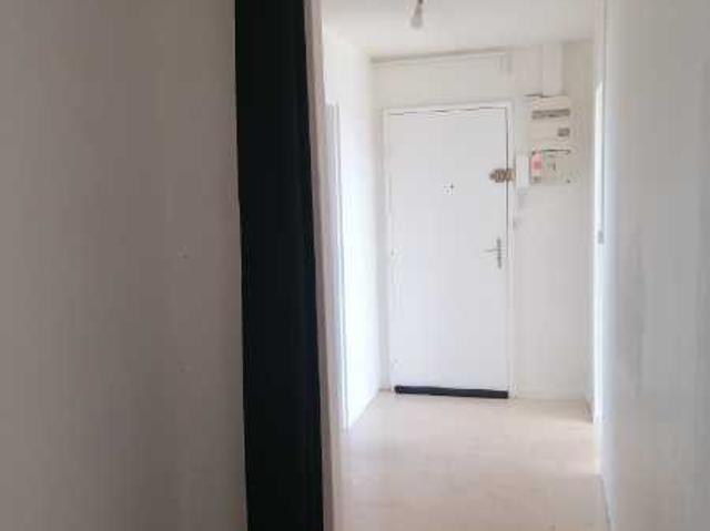 Location: Appartement 3 pièces 70 m2 – BETHONCOURT
