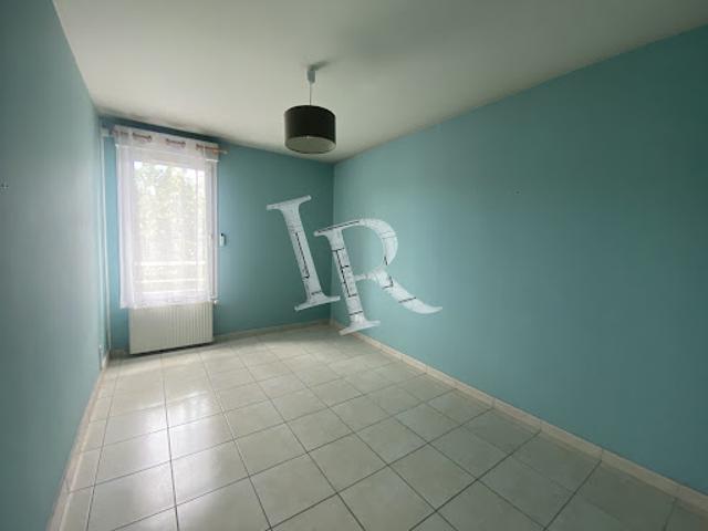 Location Appartement 3 pièces 70 m2 Le Puy en Velay