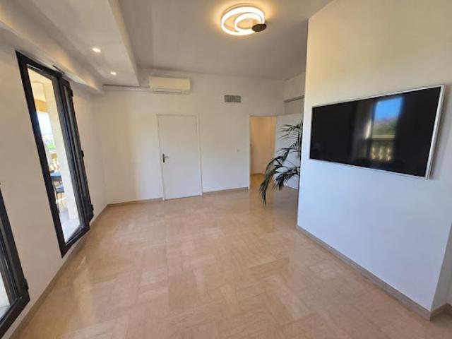 Location Appartement 3 pièces 70 m2 Nice
