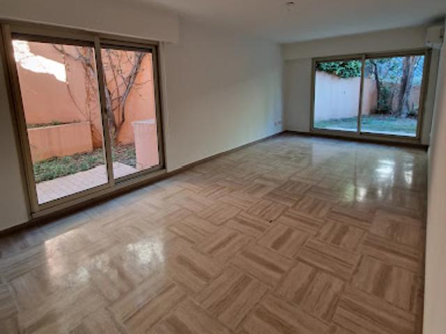 Location Appartement 3 pièces 70 m2 Nice
