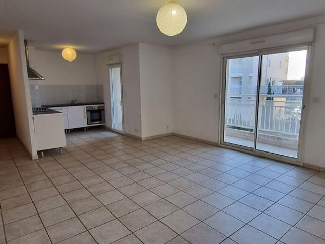 Location: appartement 3 pièces 70 m² à LUCCIANA