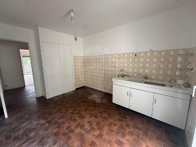 Location Appartement 3 pièces 70m² CLUSES 74300
