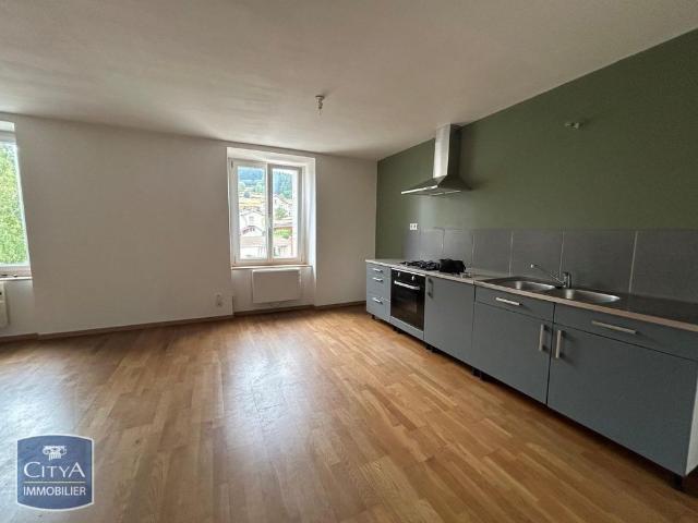 Location Appartement 3 pièces 70m² DUNIERES 43220