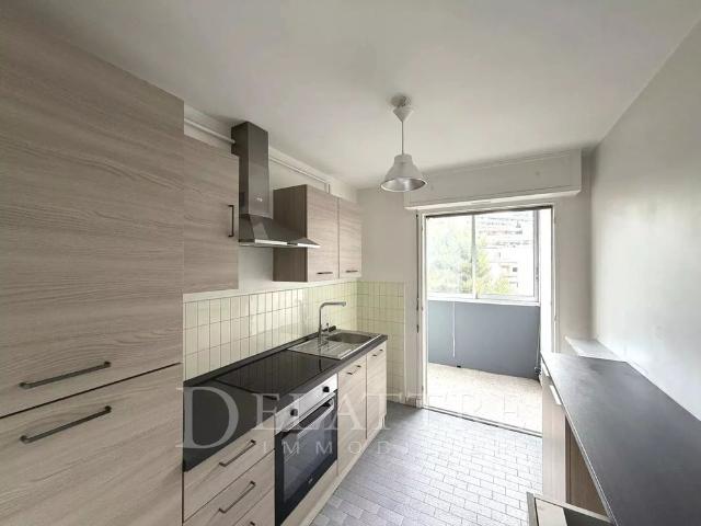 Location Appartement 3 pièces 70m² LE CANNET 06110