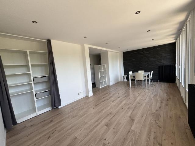 Location Appartement 3 pièces 70m² MEYLAN 38240
