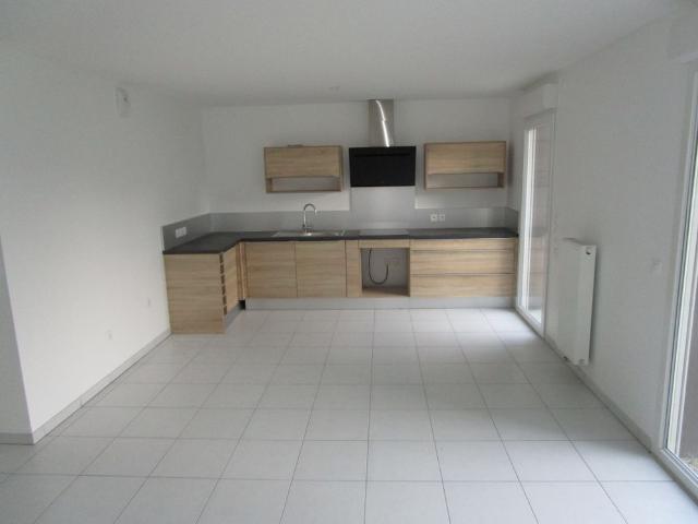Location Appartement 3 pièces 70m² REIMS 51100