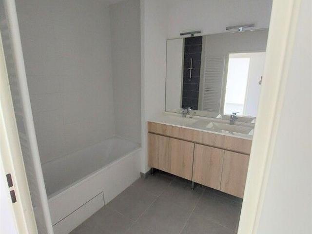 Location Appartement 3 pièces 70m² VILLENEUVE TOLOSANE 31270