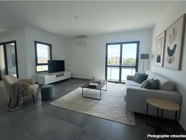 Location Appartement 3 pièces 71.8 m2 Romans sur isere