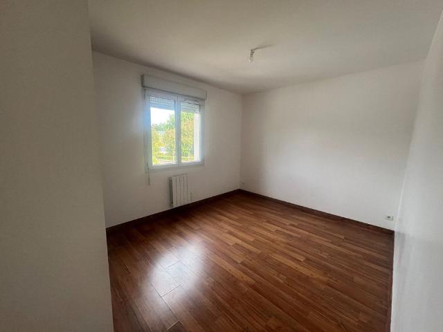 Location appartement 3 pièces, 71.00m², Saint Jean de Braye