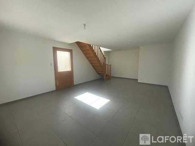 Location Appartement 3 pièces 71.22 m2 Saint Michel de Llotes