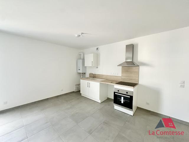 Location Appartement 3 pièces 83 m2 Marseille 13ème