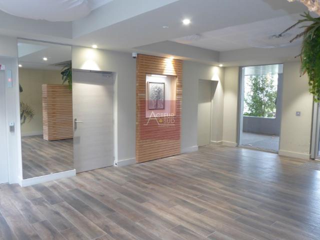 Location Appartement 3 pièces 71m² CASTELNAU LE LEZ 34170
