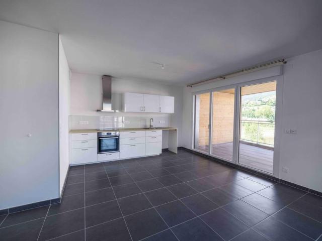 Location Appartement 3 pièces 71m² CHAMBERY 73000
