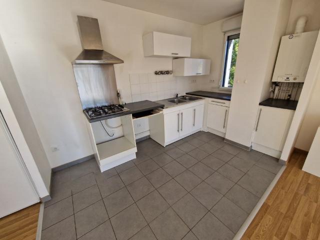 Location Appartement 3 pièces 71m² AMIENS 80000
