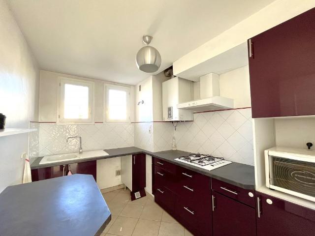 Location Appartement 3 pièces 71m² MONTPELLIER 34000