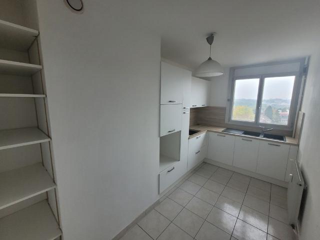 Location Appartement 3 pièces 71m² MAUBEUGE 59600