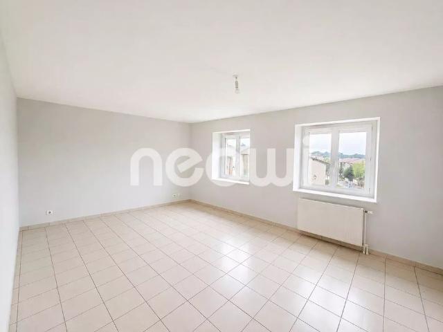 Location Appartement 3 pièces 71m² ST GEORGES DE RENEINS 69830