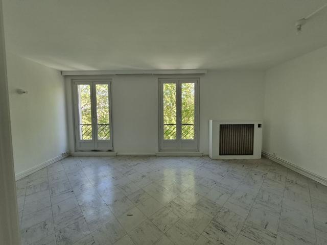 Location Appartement 3 pièces 71m² VALENCIENNES 59300