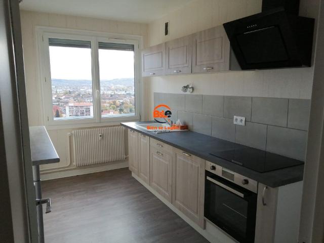 Location Appartement 3 pièces 71m² VICHY 03200