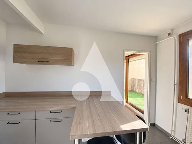Location Appartement 3 pièces 72 m2 Delle