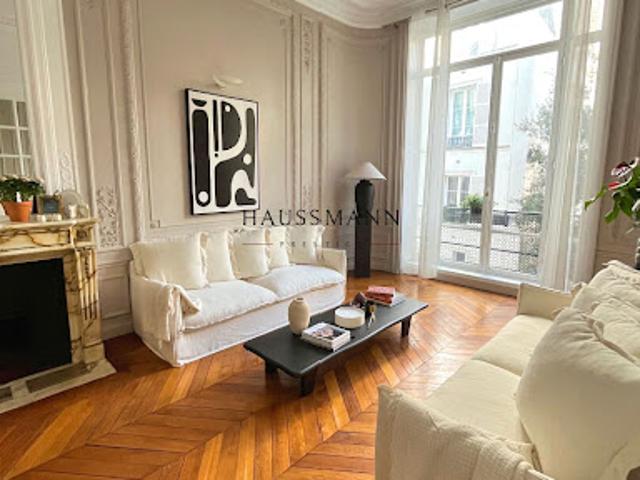 Location Appartement 3 pièces 72 m2 Paris 8ème