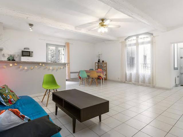 Location Appartement 3 pièces 72 m2 Pezenas