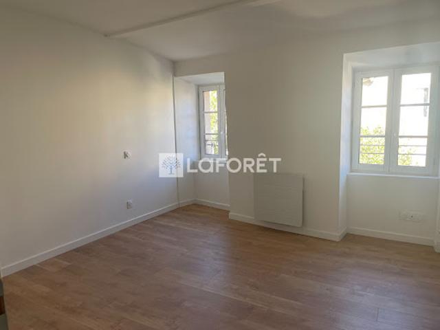 Location Appartement 3 pièces 72 m2 Prades