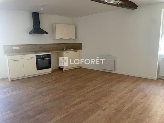 Location Appartement 3 pièces 72 m2 Prades