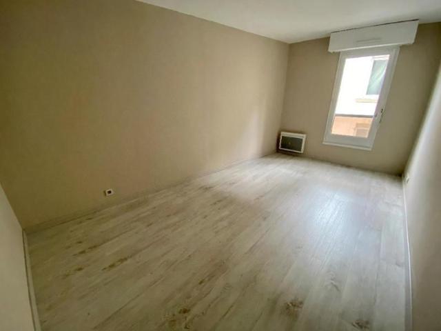 Location Appartement 3 pièces 72m² CHERBOURG EN COTENTIN 50100