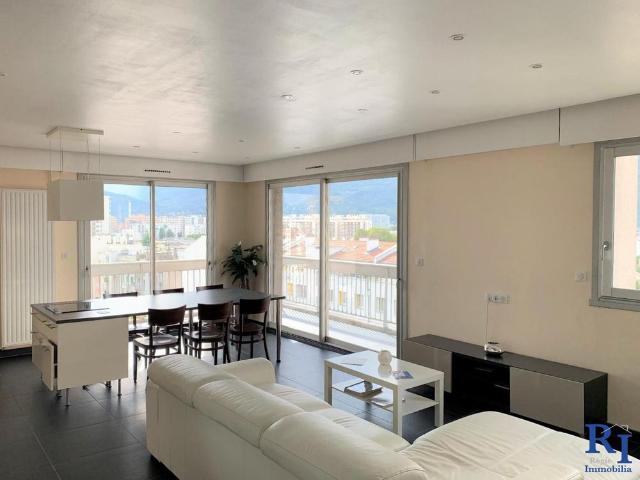Location Appartement 3 pièces 72m² GRENOBLE 38100