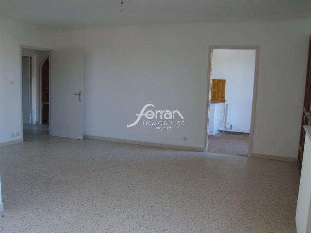 Location Appartement 3 pièces 72m² DRAGUIGNAN 83300