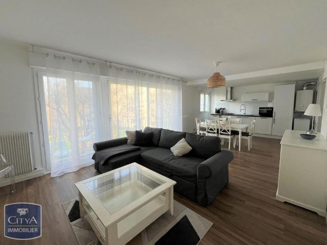 Location Appartement 3 pièces 72m² LA ROCHELLE 17000