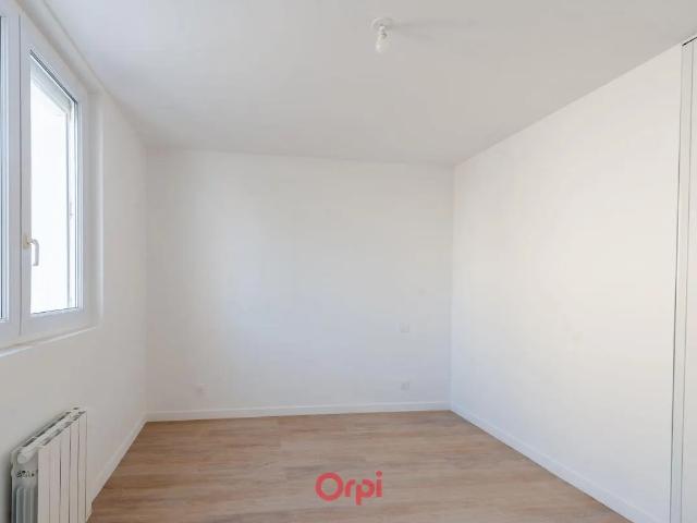 Location Appartement 3 pièces 72m² LA ROCHELLE 17000