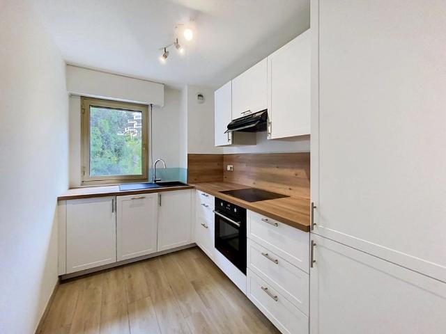 Location Appartement 3 pièces 72m² NICE 06200