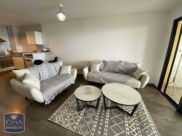 Location Appartement 3 pièces 72m² ST DENIS 97400