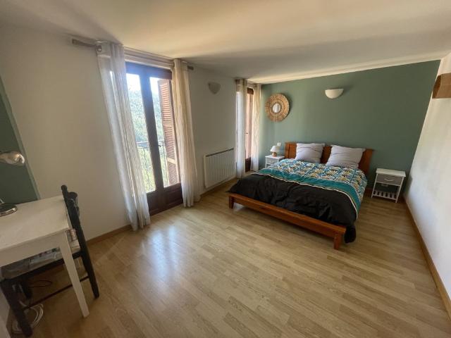 Location Appartement 3 pièces 72m² PEILLE 06440