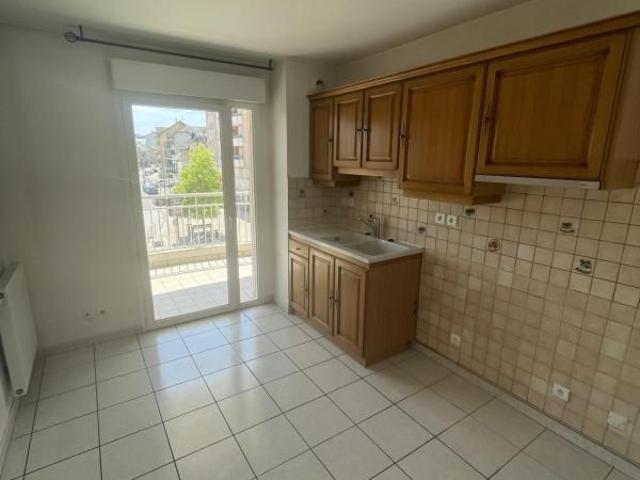 Location Appartement 3 pièces 72m² RUMILLY 74150