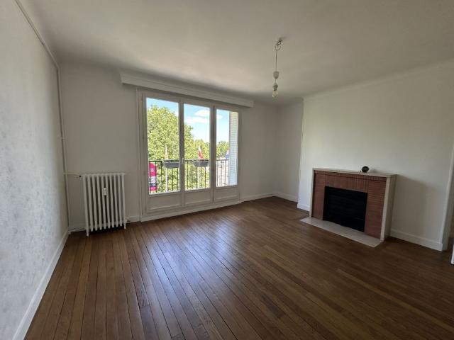 Location Appartement 3 pièces 72m² TROYES 10000