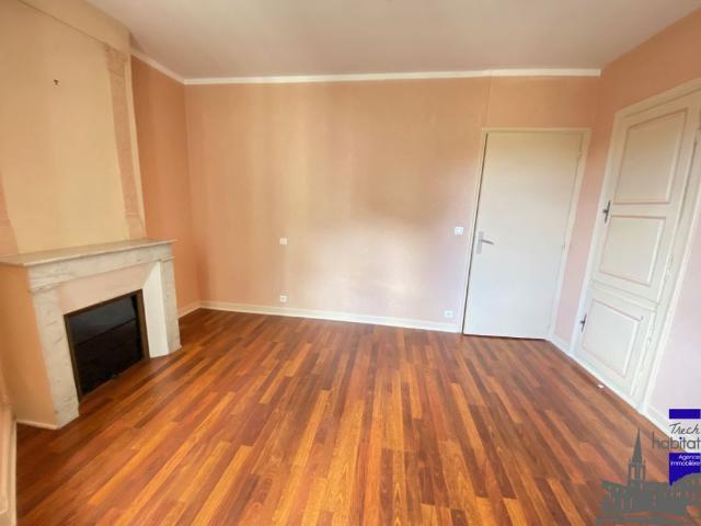 Location Appartement 3 pièces 72m² TULLE 19000